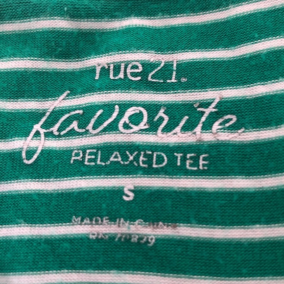 Striped V-Neck Tee (Green/White) - Picture 4 of 4